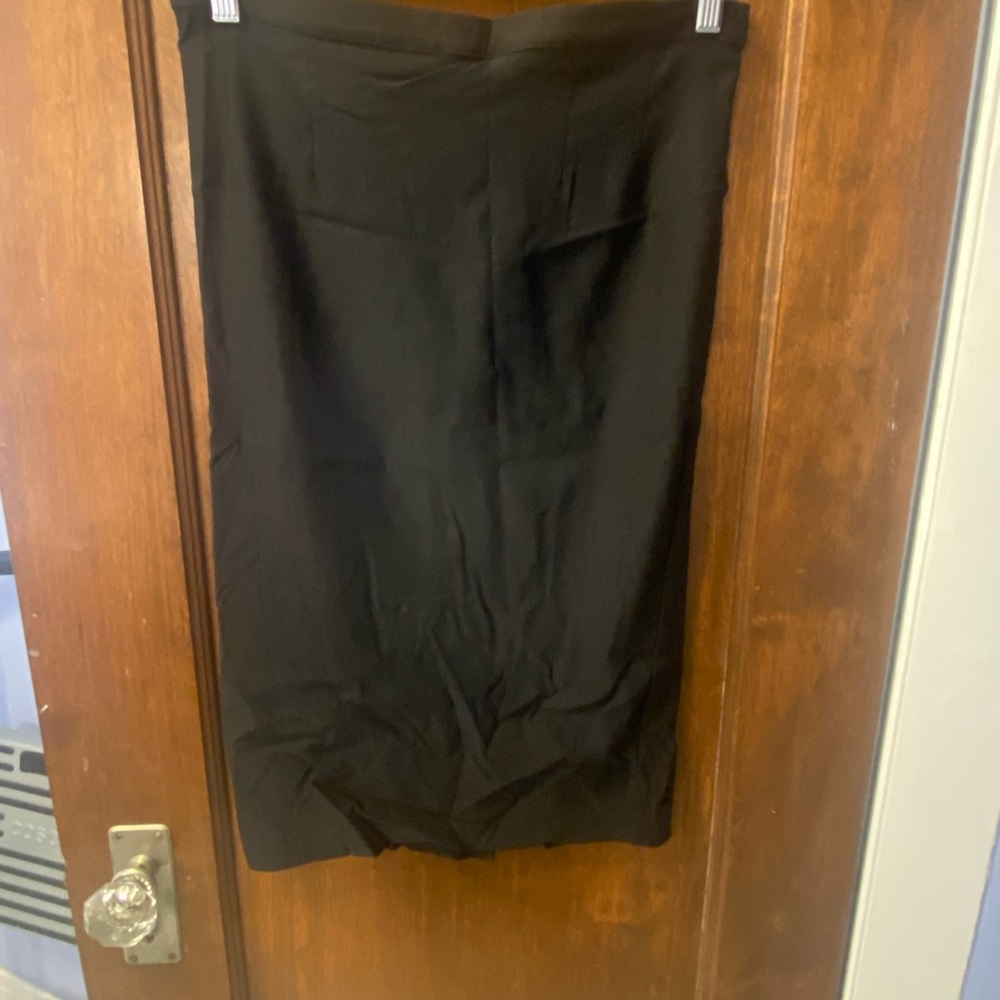 Enz’s Black Pencil Skirt Size M